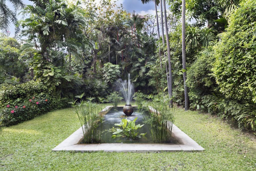 Chakrabongse Villas Bangkok Exterior foto