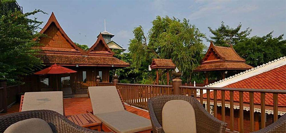 Chakrabongse Villas Bangkok Exterior foto